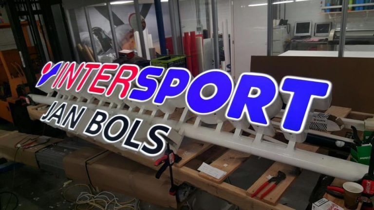 Intersport Jan Bols lichtreclame